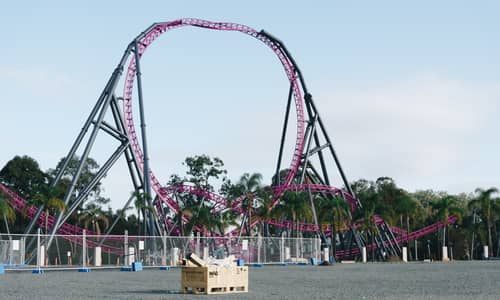 DC Rivals HyperCoaster dominates the Movie World skyline