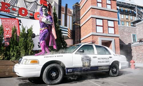 Getting up close with DC Comics super-villains at Warner Bros.  Movie World