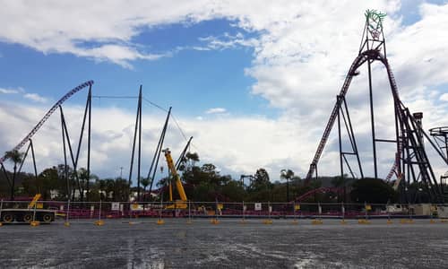 Track comes down from DC Rivals HyperCoaster during annual maintenance