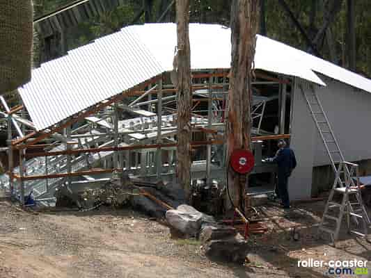 Rocky Hollow Log Ride Annual Rehab