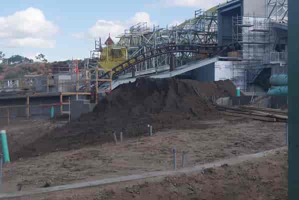 Seven Dwarfs Construction