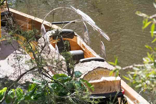 Rocky Hollow Log Ride works