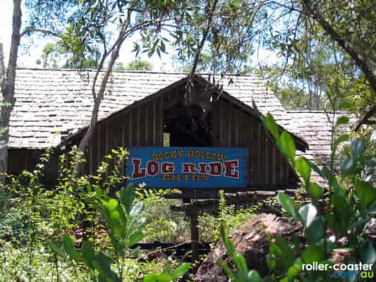 Rocky Hollow Log Ride