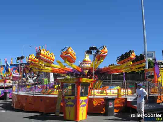 Brisbane Ekka 2005 at night