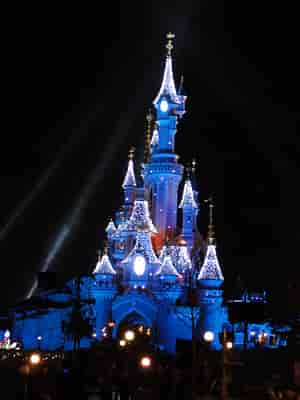 Disneyland Paris Castle at night2