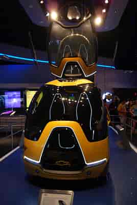 Test Track - New Ride Queue