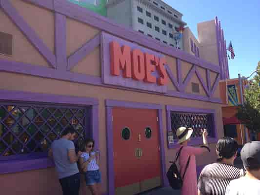 Moe's Tavern