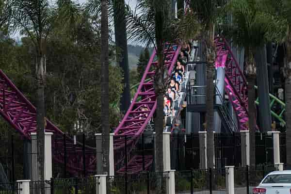 DC Rivals HyperCoaster