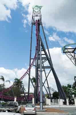 DC Rivals HyperCoaster