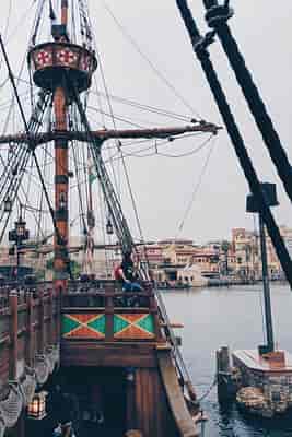 Walkthrough ship