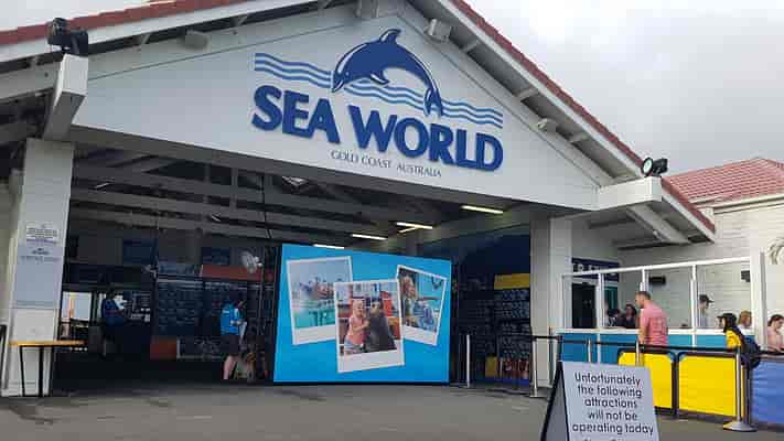 Sea World entrance