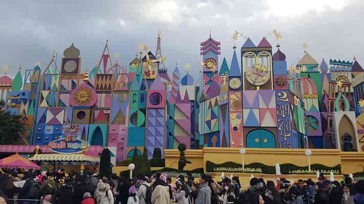 it's a small world