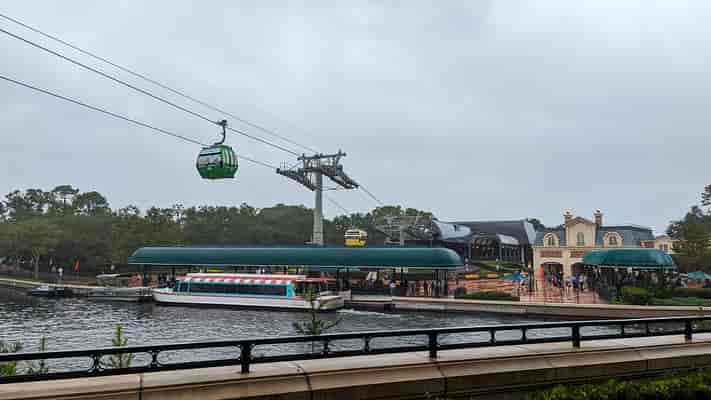 Disney Skyliner